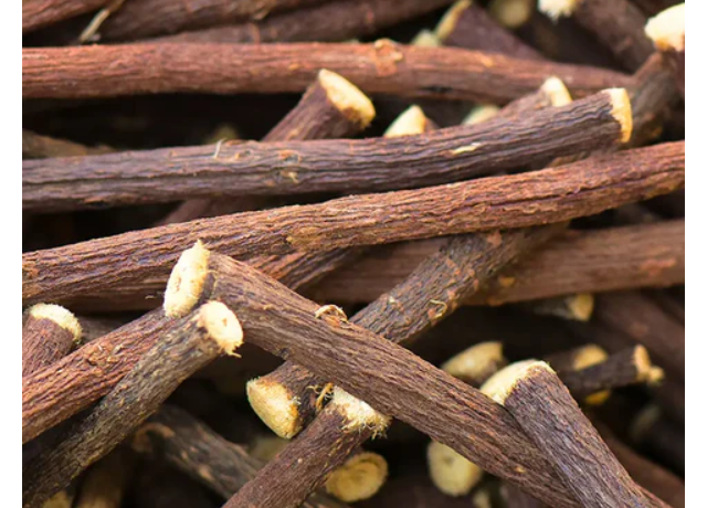  Glycyrrhiza Glabra Root Extract 